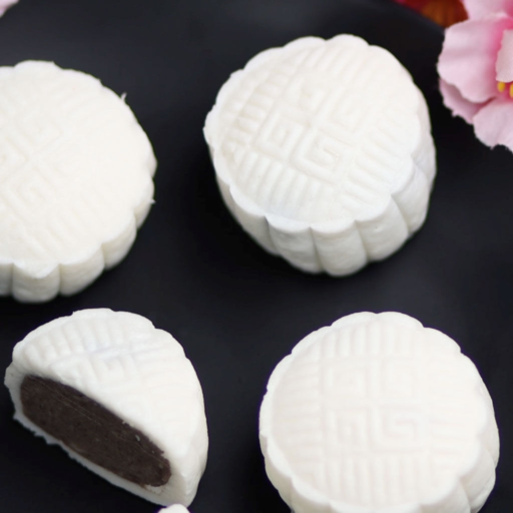 Mid Autumn Mooncakes - Taiwanese style snow skin cookies and cream cheese